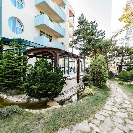 美帕幻境酒店 艾福雷诺德