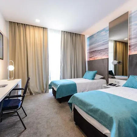 酒店 美帕幻境酒店 4*