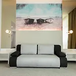 Hotel Mirage Medspa 4*