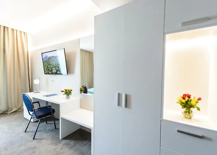 Mirage Medspa Hotel 4*